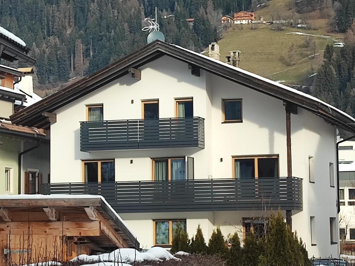 Stoll Apartment *